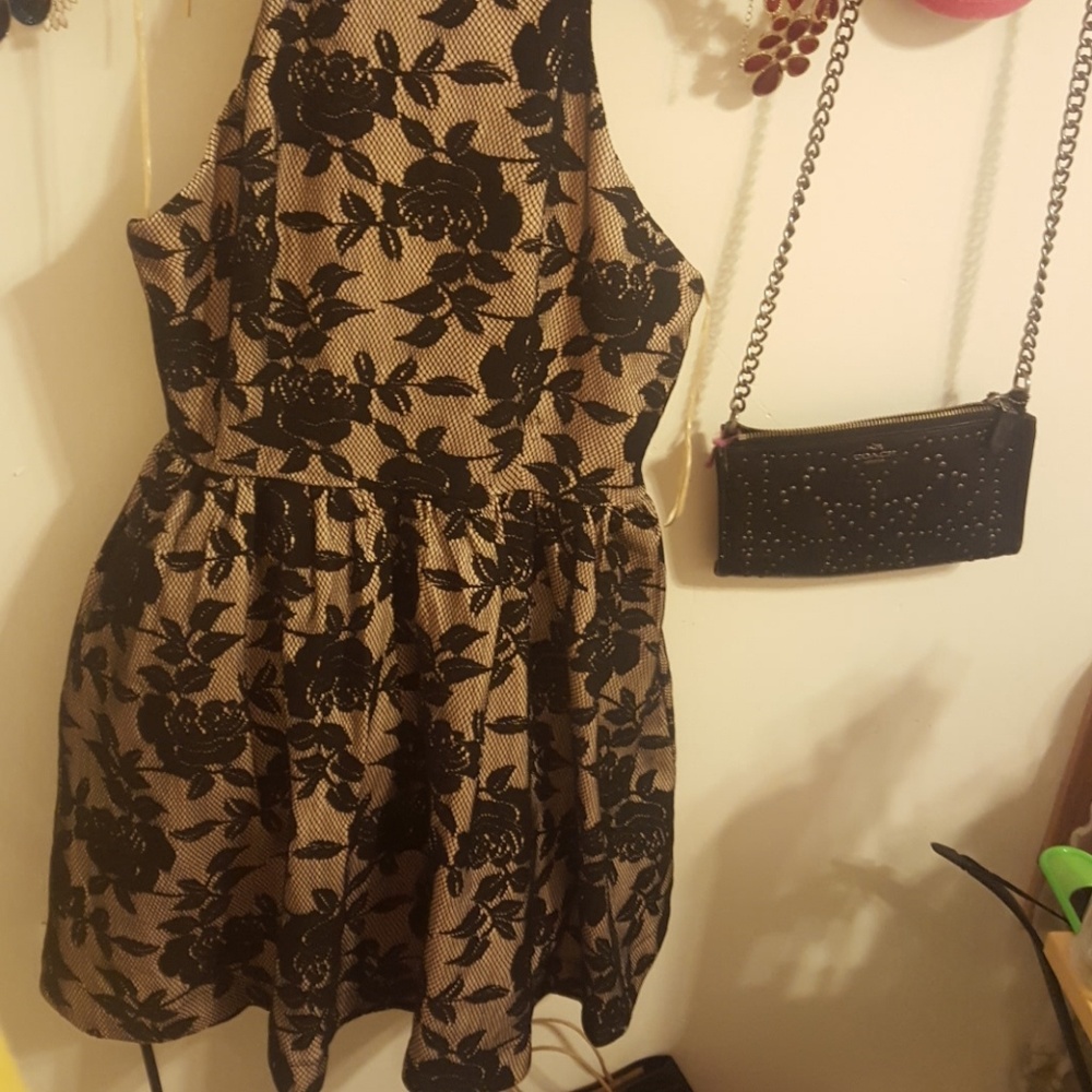 Beige dress with lace